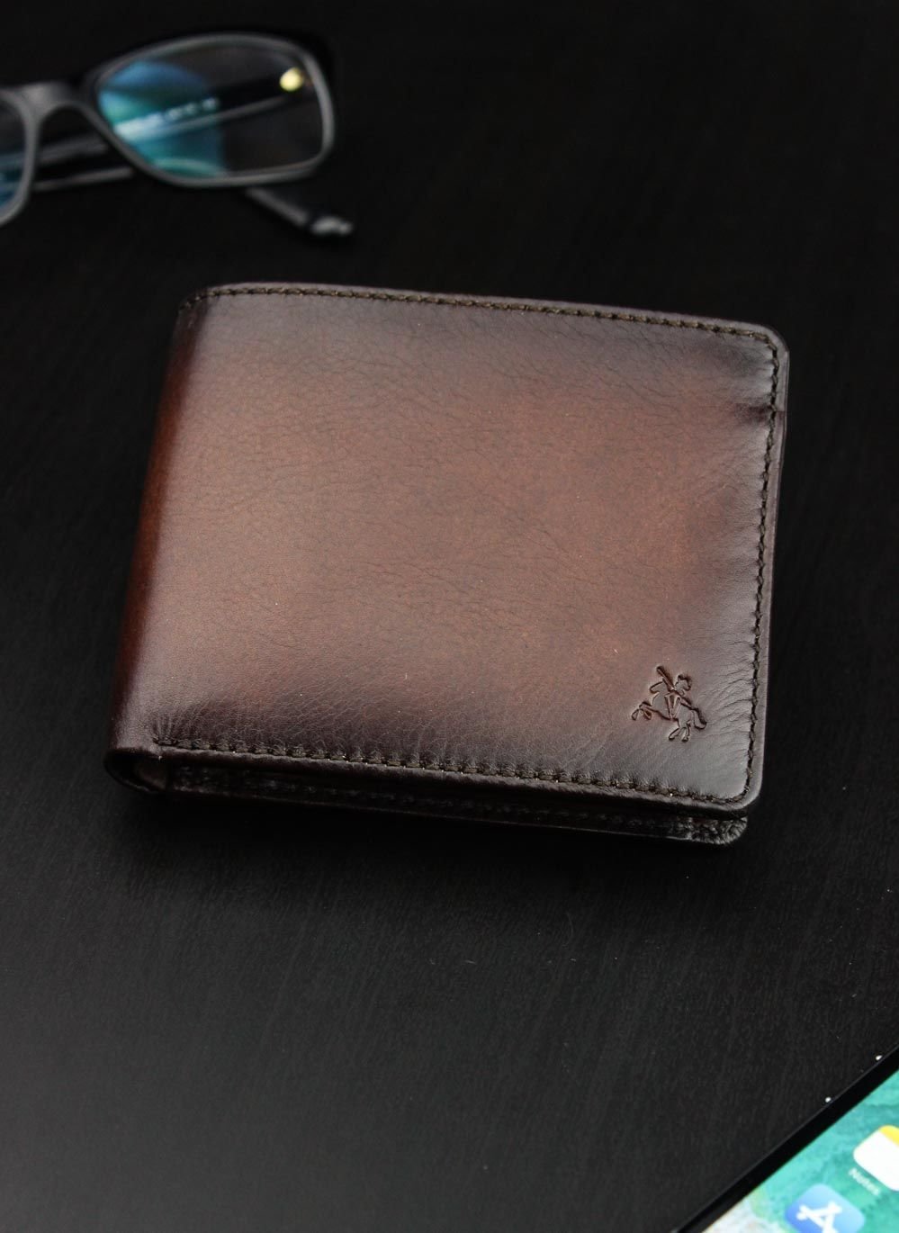 Vyriška odinė piniginė Visconti AT-60, ruda S171