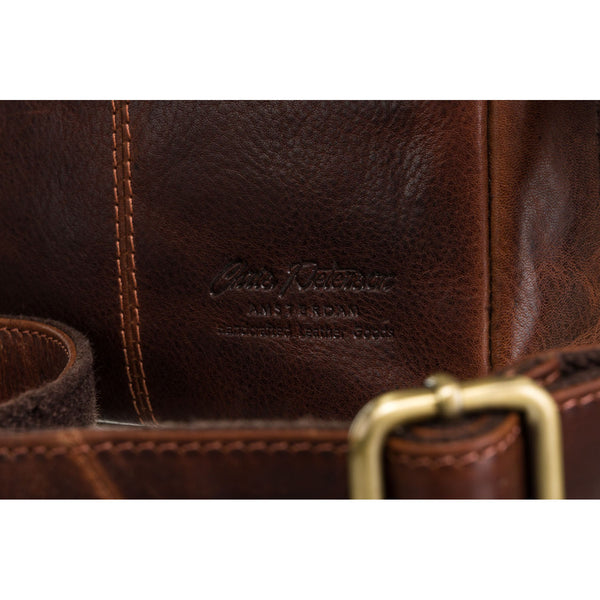 Vyriška odinė rankinė, ruda, su užtrauktuku R210