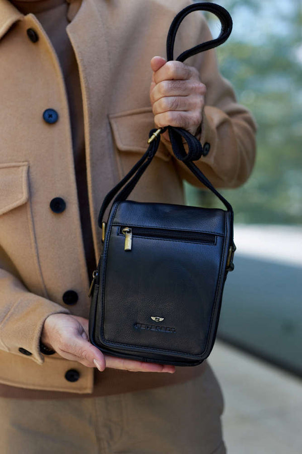 Vyriška rankinė Peterson N50, juoda R149