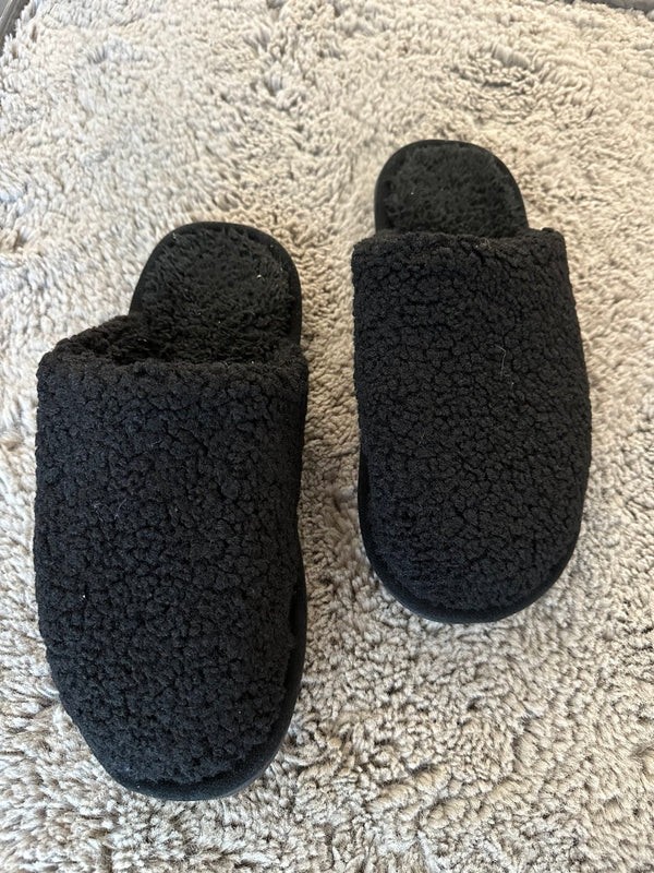 Vyriškos šiltos šlepetės su minkštu pamušalu, juodos