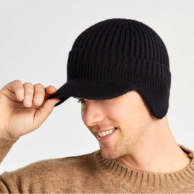 Vyriška žieminė kepurė R64, juoda